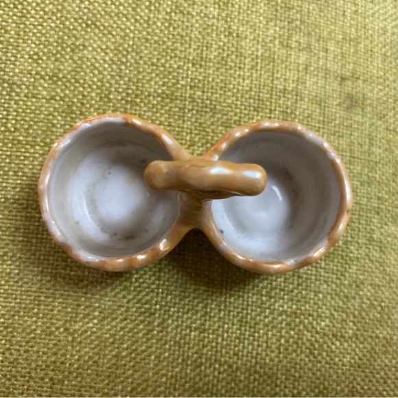 Vintage Luster Ware Salt and Pepper Shakers - Picture 2 of 4